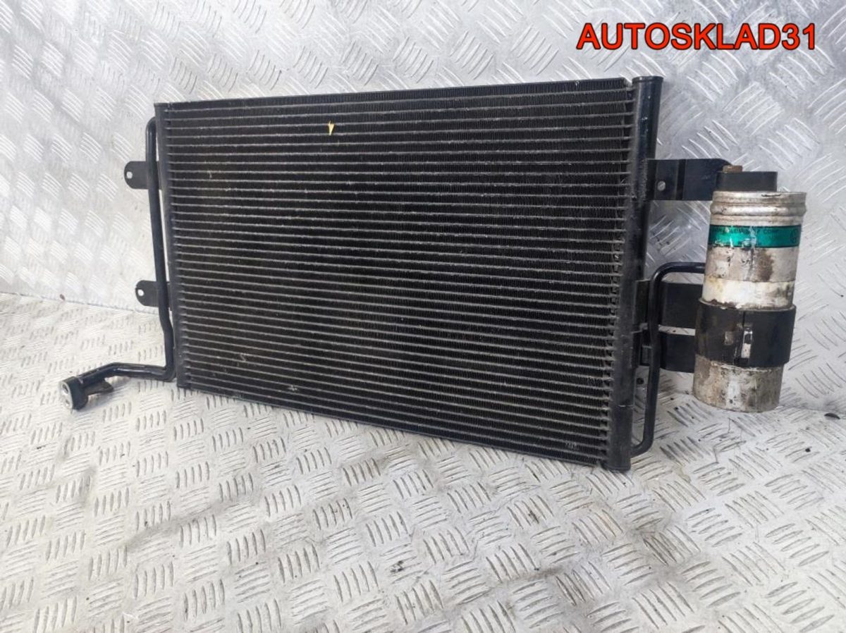 Радиатор кондиционера Volkswagen Golf 4 1J0820411D - АвтоСклад31.рф - авторазборка контрактные б/у запчасти в г. Белгород