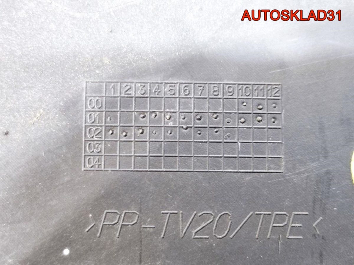 Решетка стеклоочистителя Audi A4 B6 8E1819417B - АвтоСклад31.рф - авторазборка контрактные б/у запчасти в г. Белгород