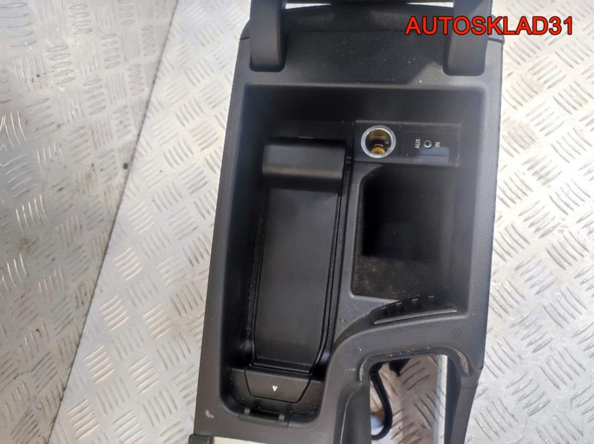 Подлокотник центральный Кожа BMW E90 51169153212 - АвтоСклад31.рф - авторазборка контрактные б/у запчасти в г. Белгород