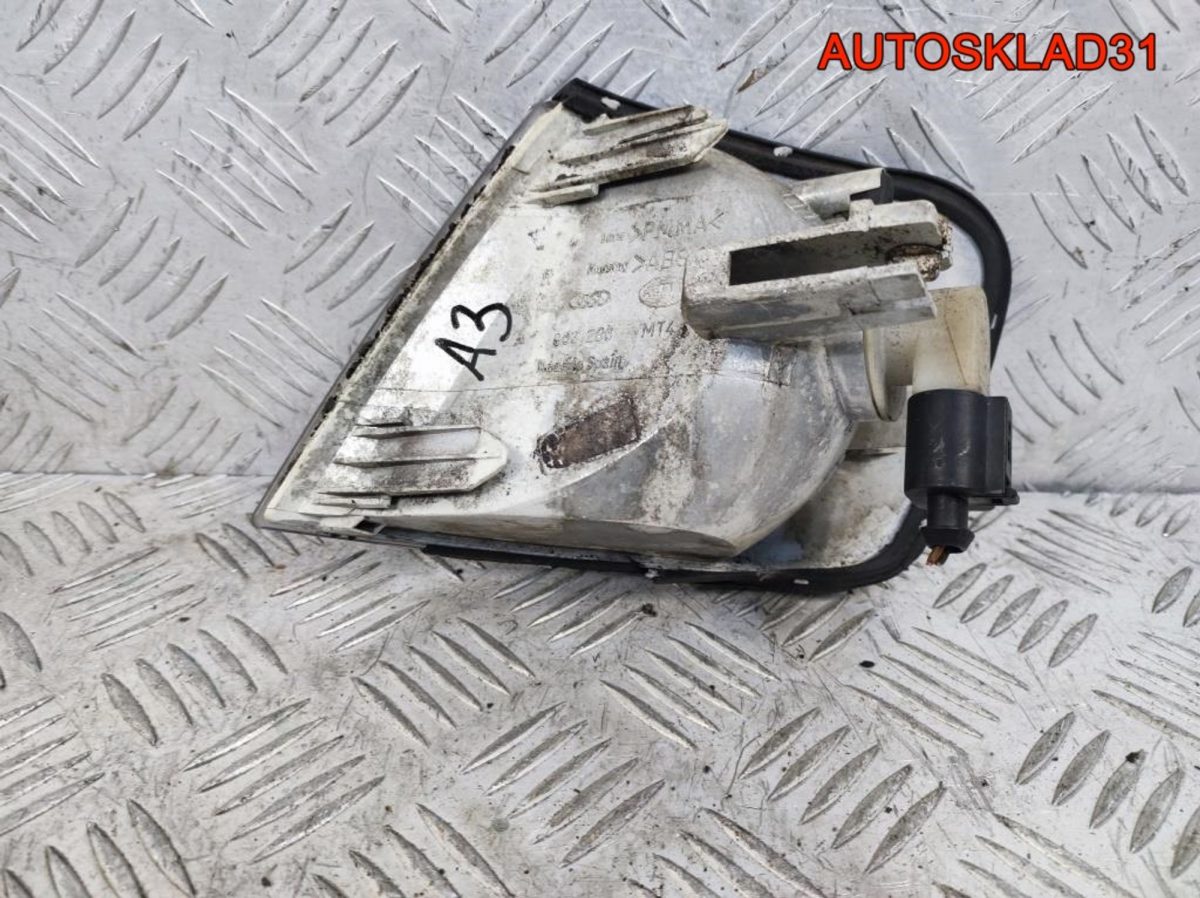 Указатель поворота правый белый Audi A3 8L0953050 - АвтоСклад31.рф - авторазборка контрактные б/у запчасти в г. Белгород