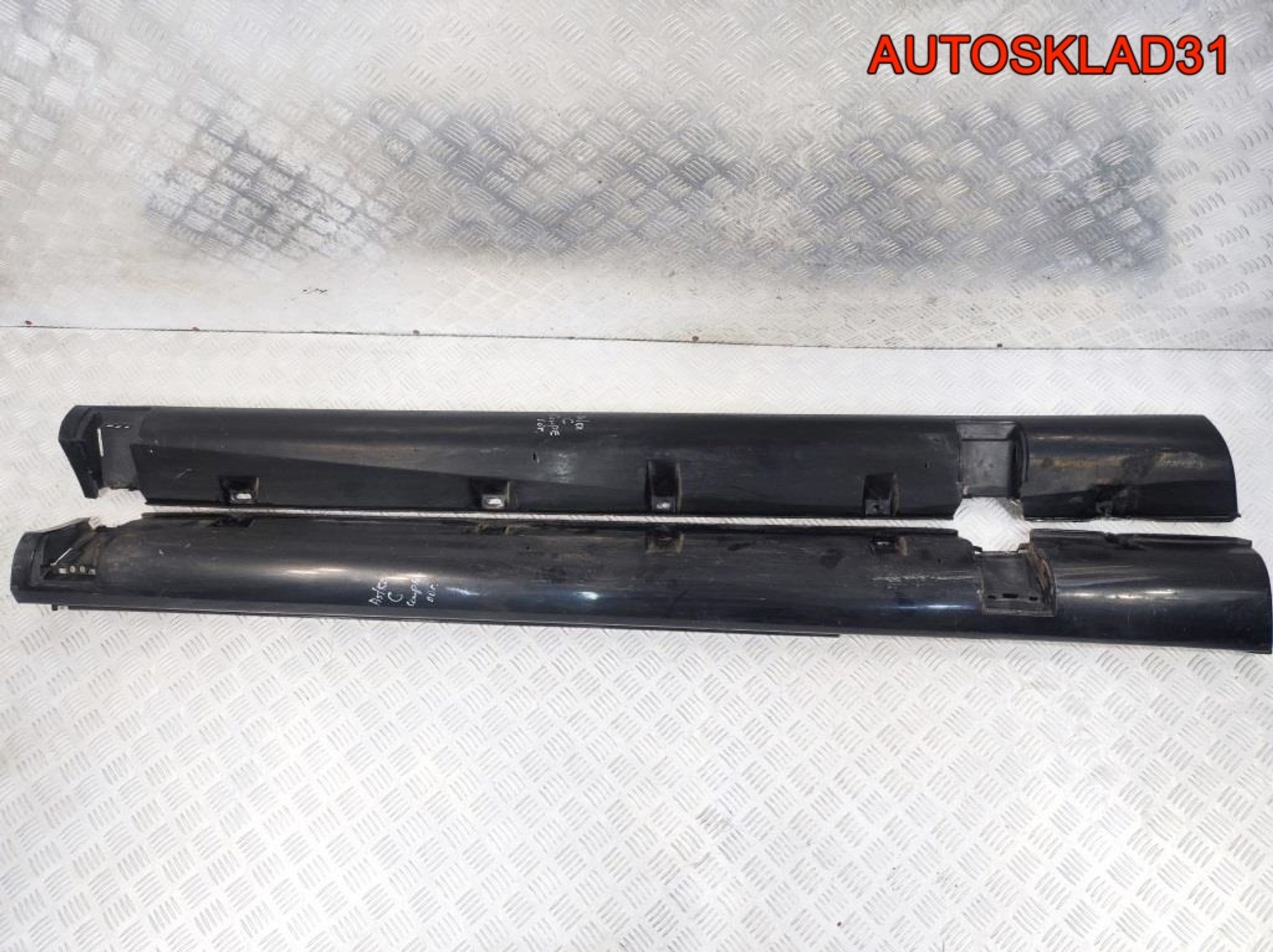 Накладка на порог Комплект Opel Astra G Купе - АвтоСклад31.рф - авторазборка контрактные б/у запчасти в г. Белгород Накладка на порог Комплект Opel Astra G Купе - АвтоСклад31.рф - авторазборка контрактные б/у запчасти в г. Белгород