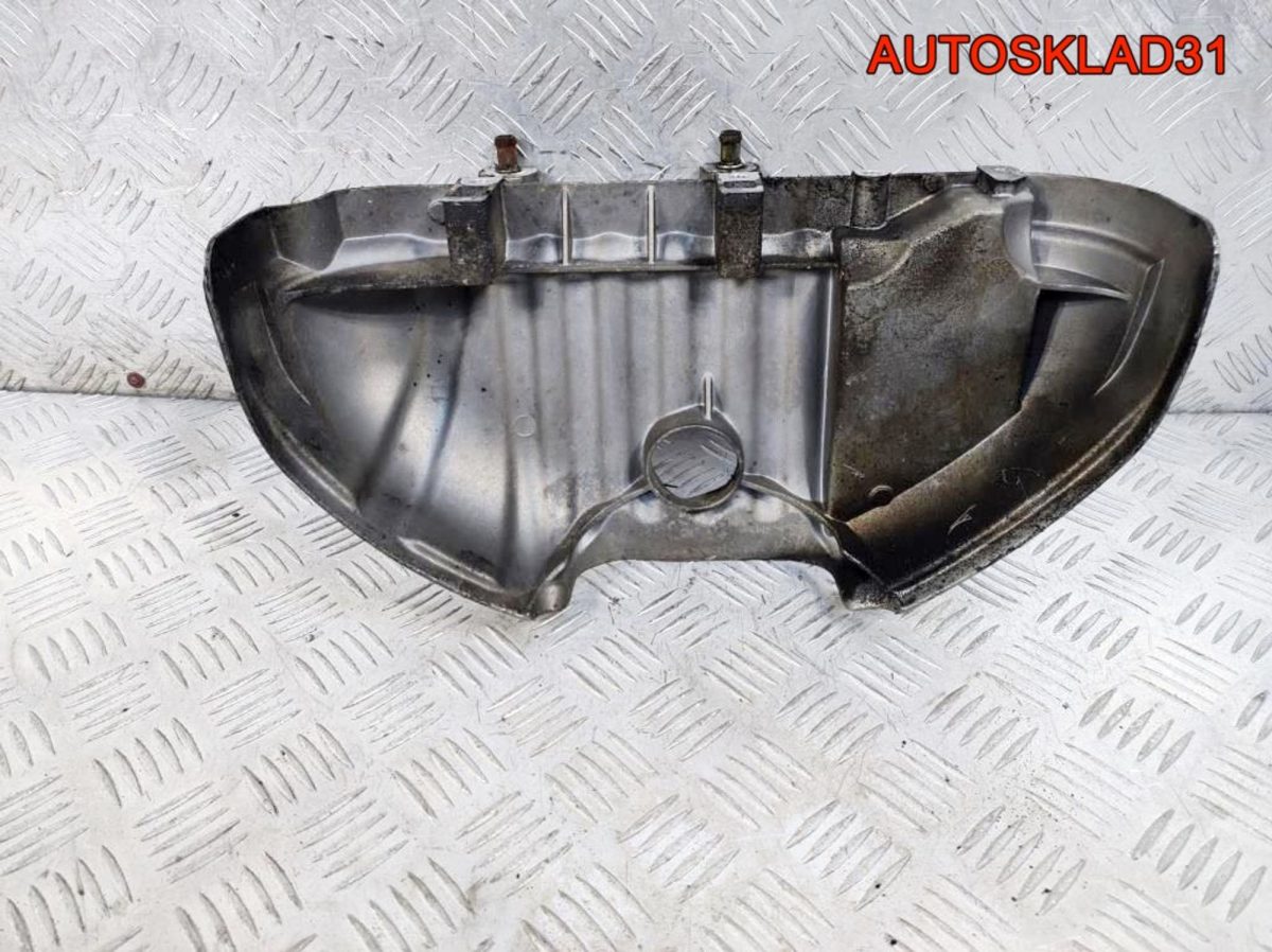 Экран тепловой VW Touran 2,0 BSX 06A133228P - АвтоСклад31.рф - авторазборка контрактные б/у запчасти в г. Белгород