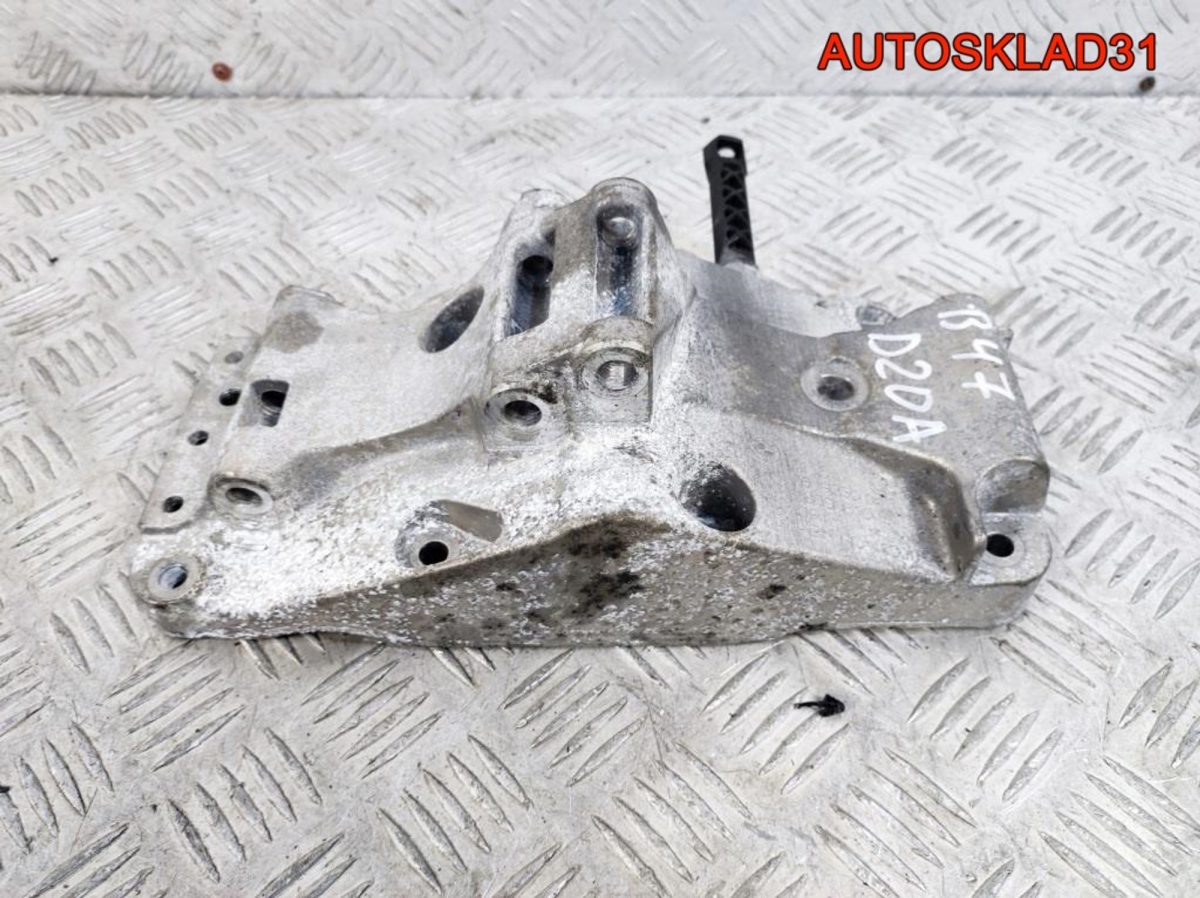 Кронштейн генератора BMW F30 В47D20A 11167619250 - АвтоСклад31.рф - авторазборка контрактные б/у запчасти в г. Белгород