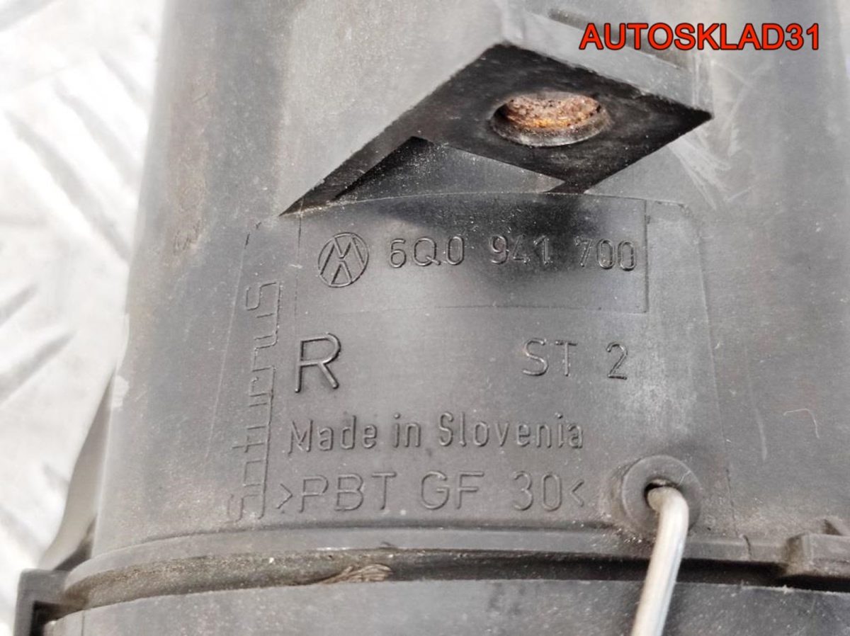 Фара противотуманная правая VW Polo 4 6Q0941700 - АвтоСклад31.рф - авторазборка контрактные б/у запчасти в г. Белгород