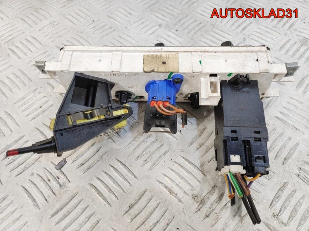 Блок управления отопителем Ford Transit FA 4738853 - АвтоСклад31.рф - авторазборка контрактные б/у запчасти в г. Белгород