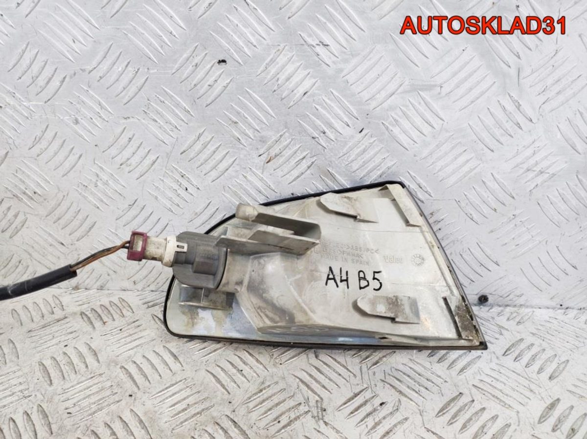 Указатель поворота левый Audi A4 B5 - АвтоСклад31.рф - авторазборка контрактные б/у запчасти в г. Белгород
