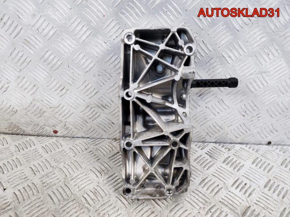 Кронштейн генератора BMW F30 В47D20A 11167619250 - АвтоСклад31.рф - авторазборка контрактные б/у запчасти в г. Белгород