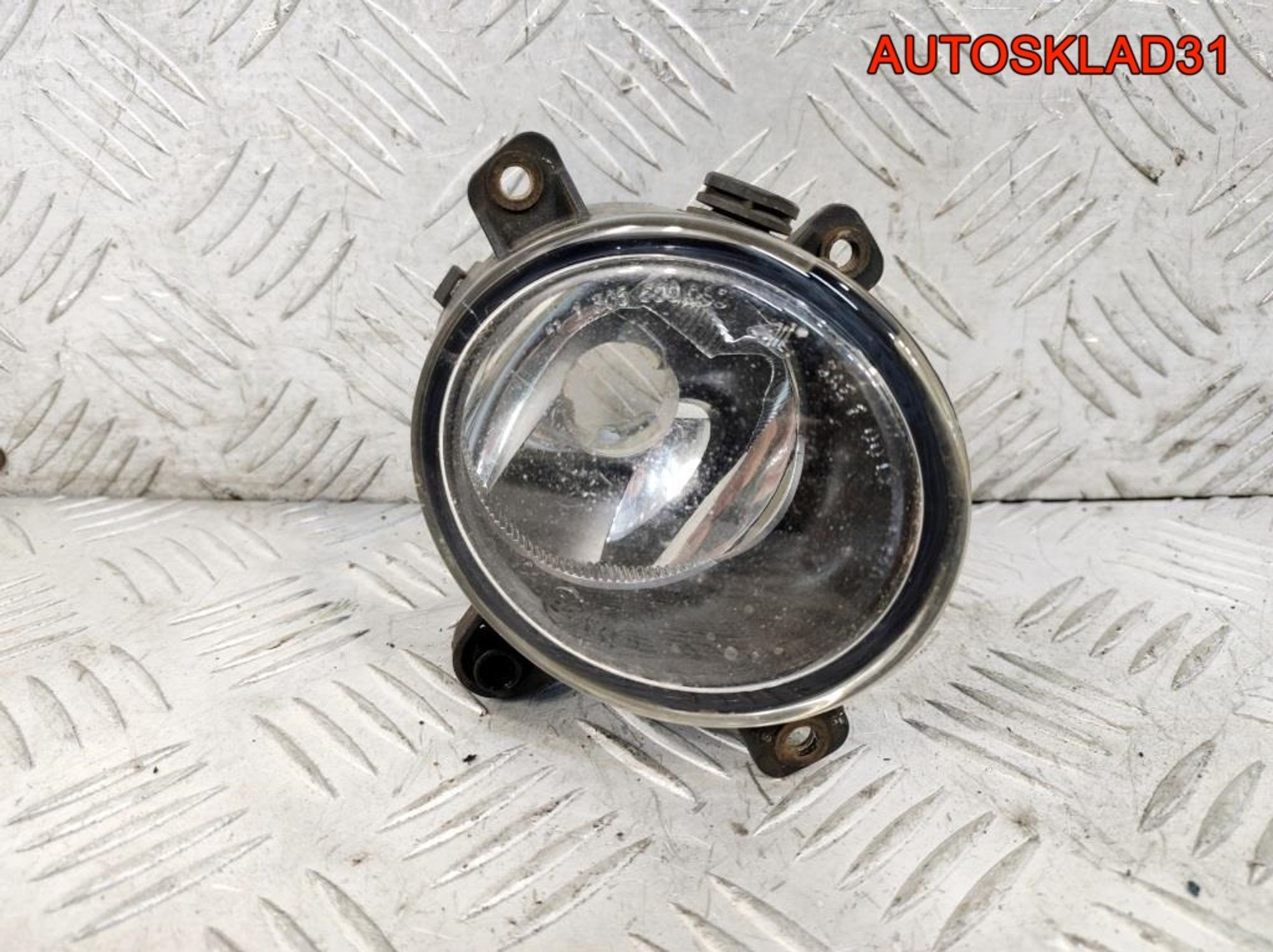 Фара противотуманная правая Ford Mondeo 3 - АвтоСклад31.рф - авторазборка контрактные б/у запчасти в г. Белгород Фара противотуманная правая Ford Mondeo 3 - АвтоСклад31.рф - авторазборка контрактные б/у запчасти в г. Белгород