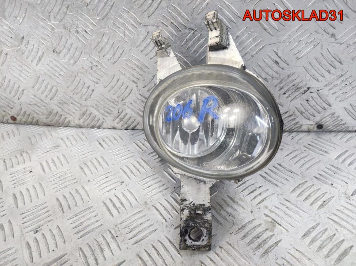 Фара противотуманная правая Peugeot 206 9628733980 - АвтоСклад31.рф - авторазборка контрактные б/у запчасти в г. Белгород