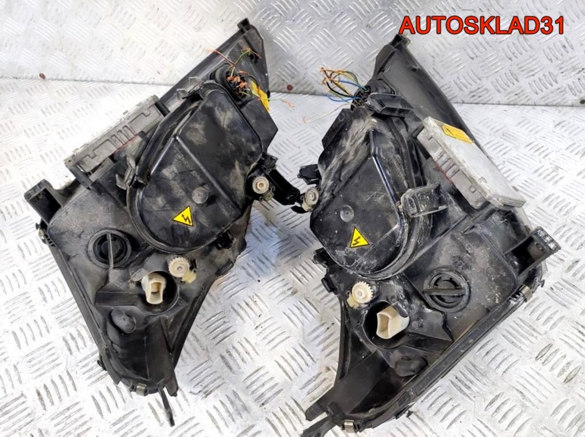 Фары Ксенон Комплект Ford Focus 2M5113W029DF Рест - АвтоСклад31.рф - авторазборка контрактные б/у запчасти в г. Белгород