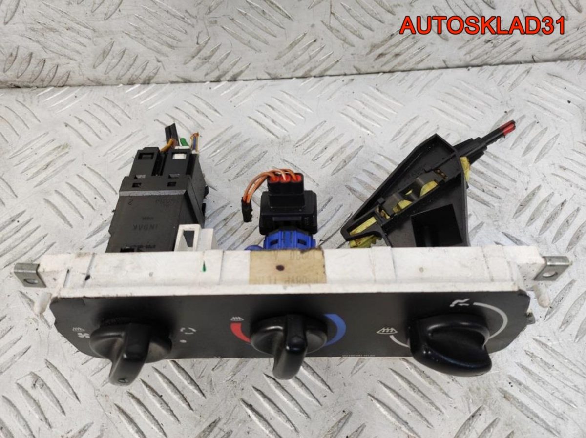 Блок управления отопителем Ford Transit FA 4738853 - АвтоСклад31.рф - авторазборка контрактные б/у запчасти в г. Белгород