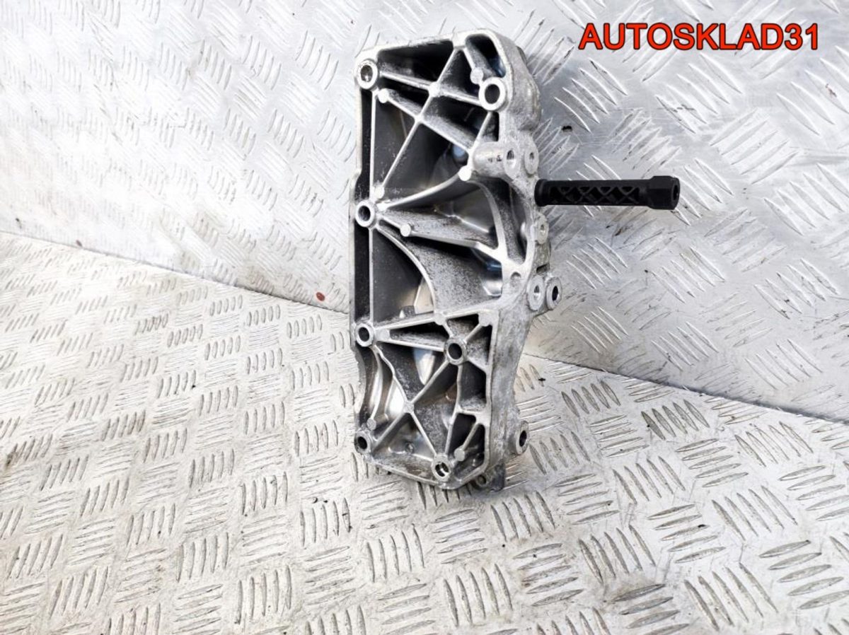 Кронштейн генератора BMW F30 В47D20A 11167619250 - АвтоСклад31.рф - авторазборка контрактные б/у запчасти в г. Белгород