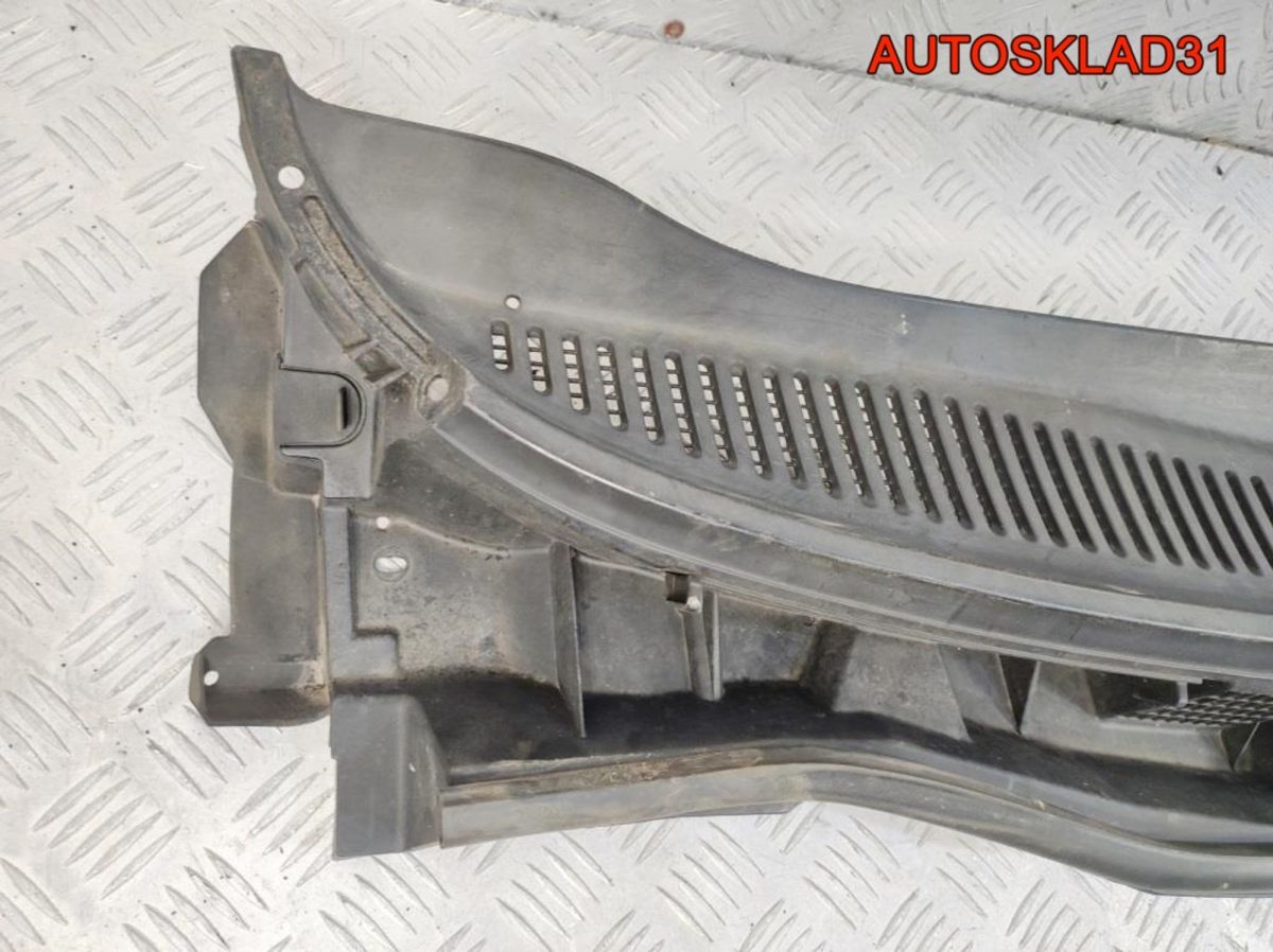 Решетка стеклоочистителя Nissan Note 668629U100 - АвтоСклад31.рф - авторазборка контрактные б/у запчасти в г. Белгород