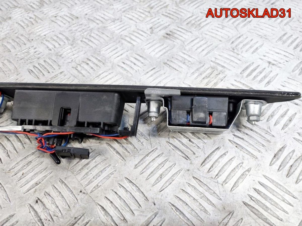 Накладка двери багажника Audi A3 8P 8P08275743FZ - АвтоСклад31.рф - авторазборка контрактные б/у запчасти в г. Белгород