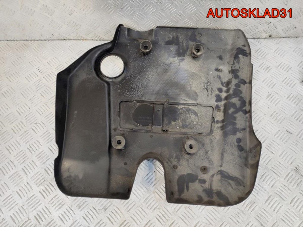 Накладка декоративная Audi A3 8L 06A103925AR - АвтоСклад31.рф - авторазборка контрактные б/у запчасти в г. Белгород