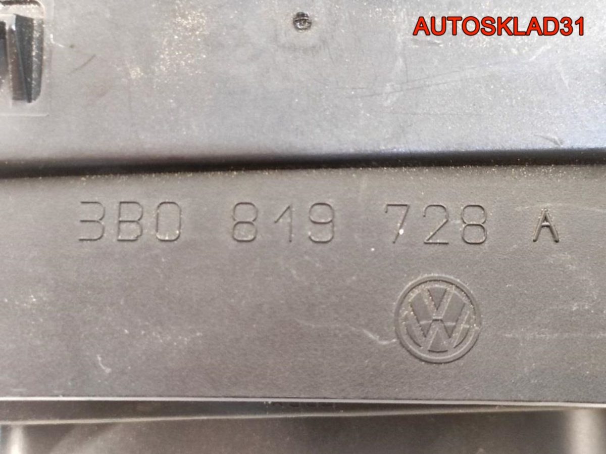 Дефлектор воздушный VW Passat B5 B0819728A - АвтоСклад31.рф - авторазборка контрактные б/у запчасти в г. Белгород