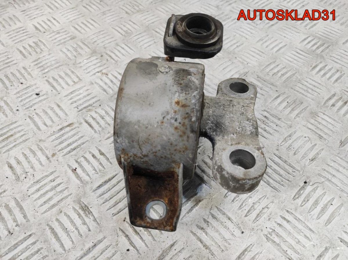 Опора двигателя правая Opel Corsa D 13130739 - АвтоСклад31.рф - авторазборка контрактные б/у запчасти в г. Белгород