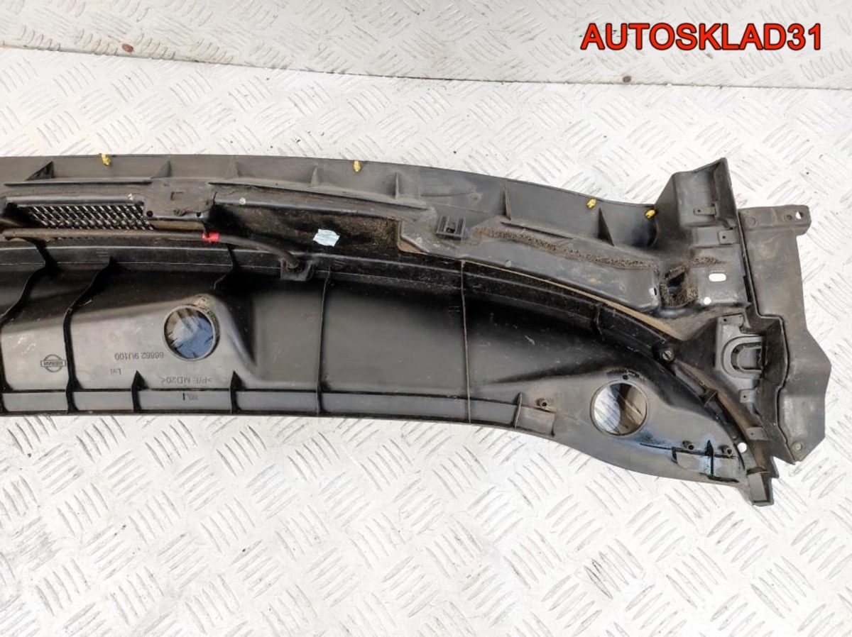 Решетка стеклоочистителя Nissan Note 668629U100 - АвтоСклад31.рф - авторазборка контрактные б/у запчасти в г. Белгород