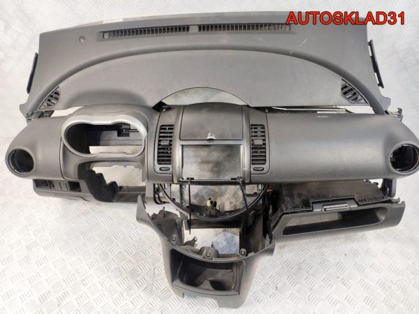 Поддон двигателя VW Polo 1,4 BKY 032103603N Бензин - АвтоСклад31.рф - авторазборка контрактные б/у запчасти в г. Белгород