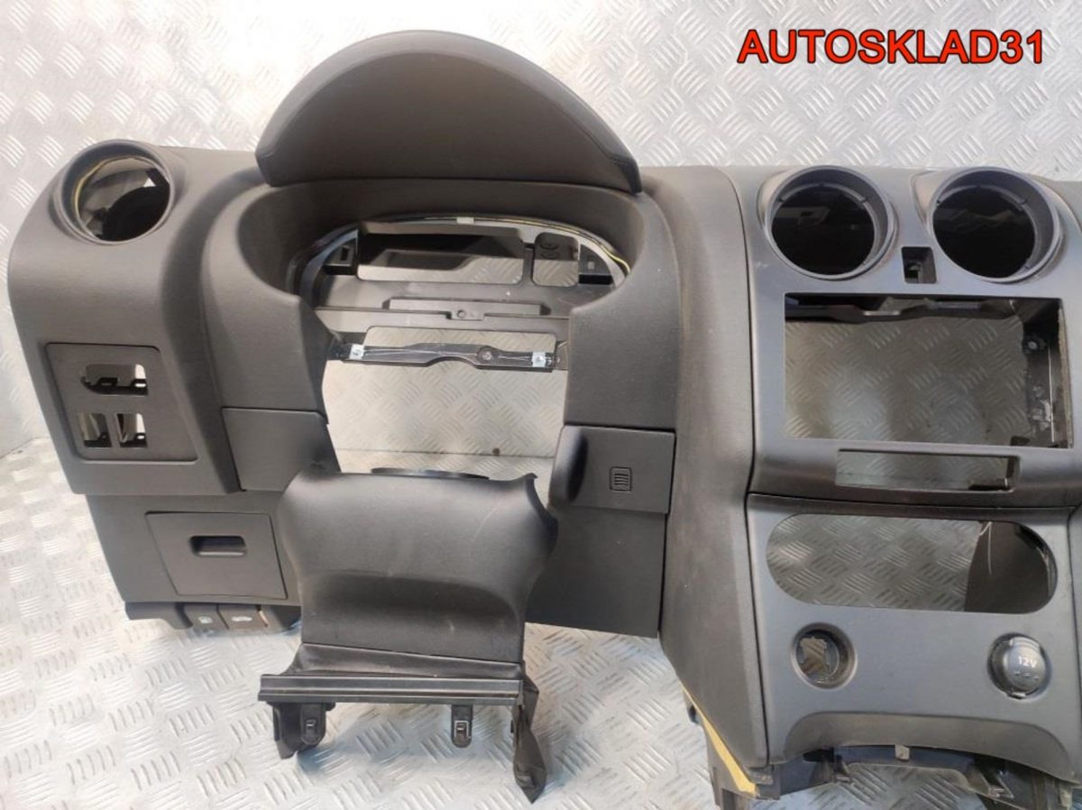 Торпедо Голое Nissan Qashqai J10 Не востановленная - АвтоСклад31.рф - авторазборка контрактные б/у запчасти в г. Белгород