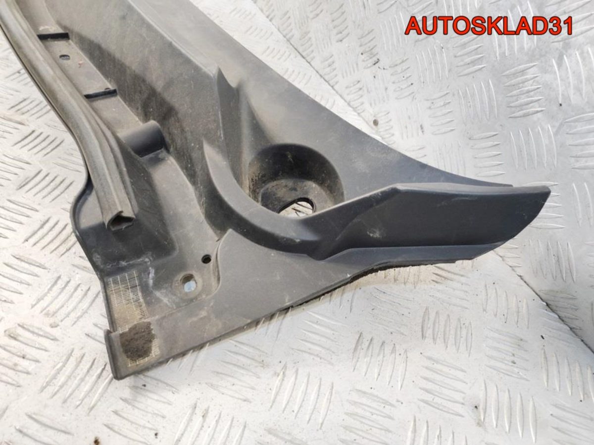 Решетка стеклоочистителя Nissan Qashqai 66862JD900 - АвтоСклад31.рф - авторазборка контрактные б/у запчасти в г. Белгород