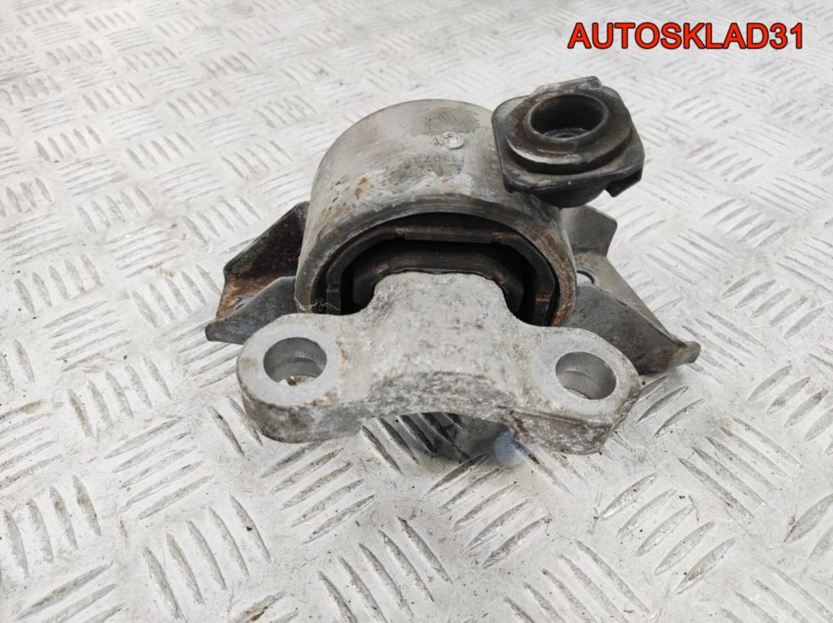 Опора двигателя правая Opel Corsa D 13130739 - АвтоСклад31.рф - авторазборка контрактные б/у запчасти в г. Белгород