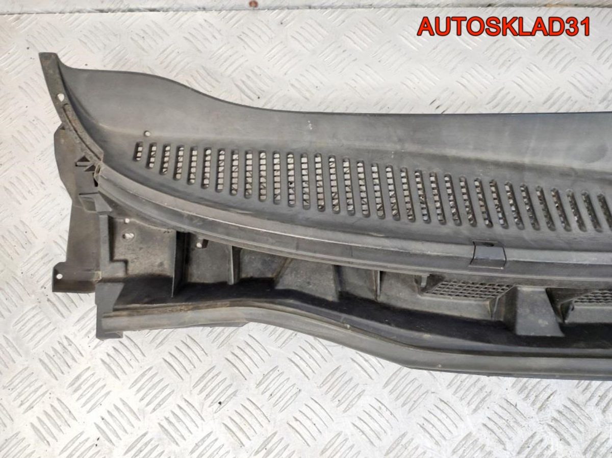 Решетка стеклоочистителя Nissan Note 668629U100 - АвтоСклад31.рф - авторазборка контрактные б/у запчасти в г. Белгород
