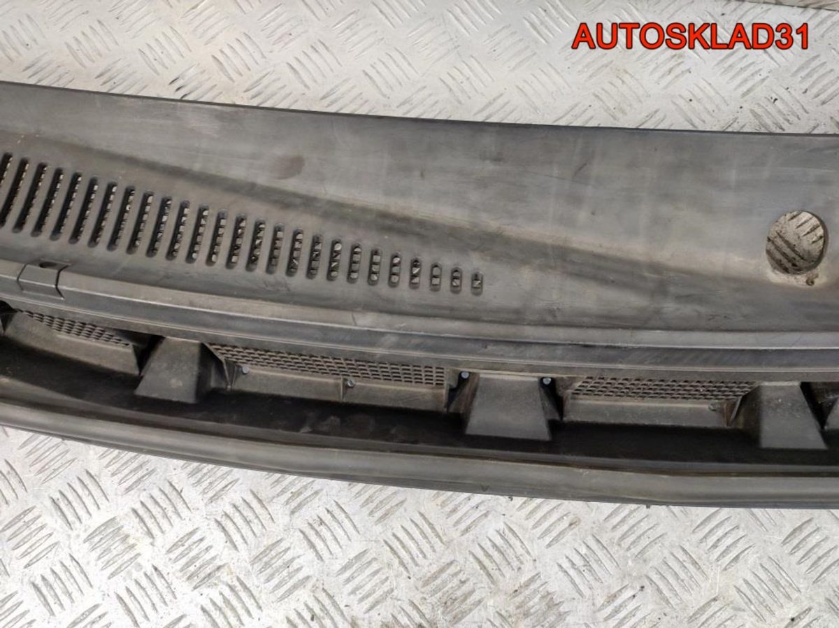Решетка стеклоочистителя Nissan Note 668629U100 - АвтоСклад31.рф - авторазборка контрактные б/у запчасти в г. Белгород