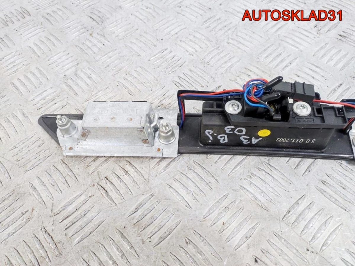 Накладка двери багажника Audi A3 8P 8P08275743FZ - АвтоСклад31.рф - авторазборка контрактные б/у запчасти в г. Белгород