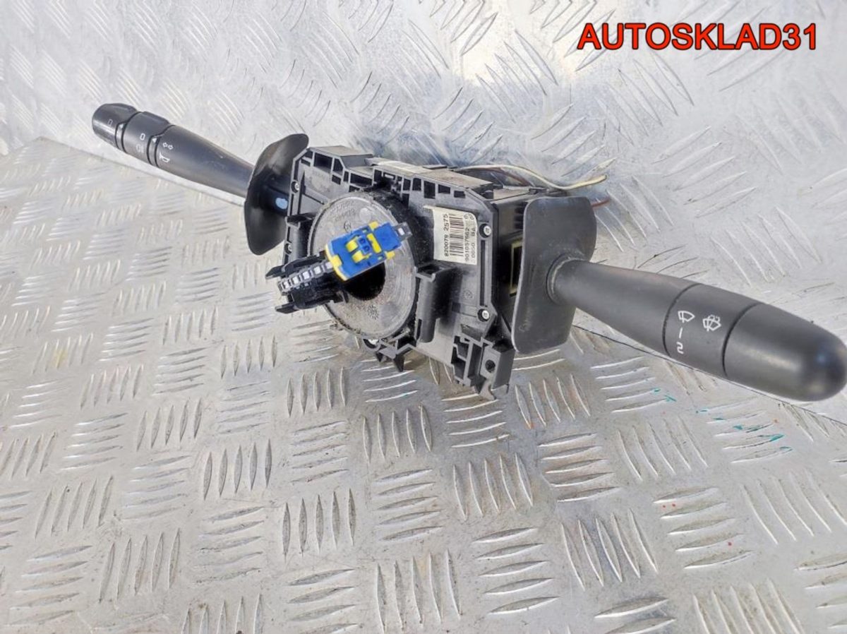 Переключатель подрулевой Renault Logan 8200792575 - АвтоСклад31.рф - авторазборка контрактные б/у запчасти в г. Белгород