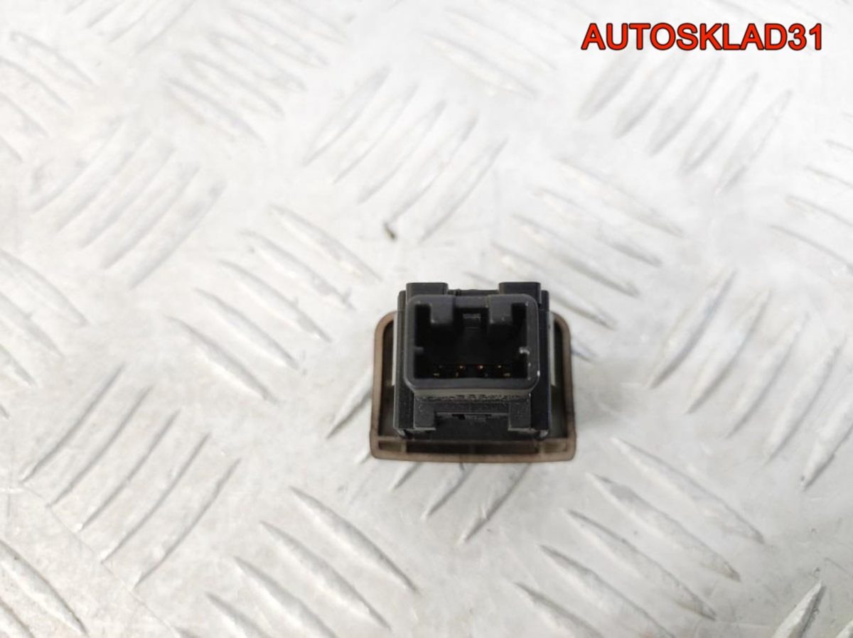 Кнопка аварийной сигнализации Nissan Note E11 - АвтоСклад31.рф - авторазборка контрактные б/у запчасти в г. Белгород