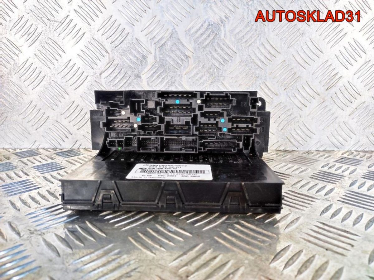 Блок предохранителей Mercedes W203 A2035453001 - АвтоСклад31.рф - авторазборка контрактные б/у запчасти в г. Белгород