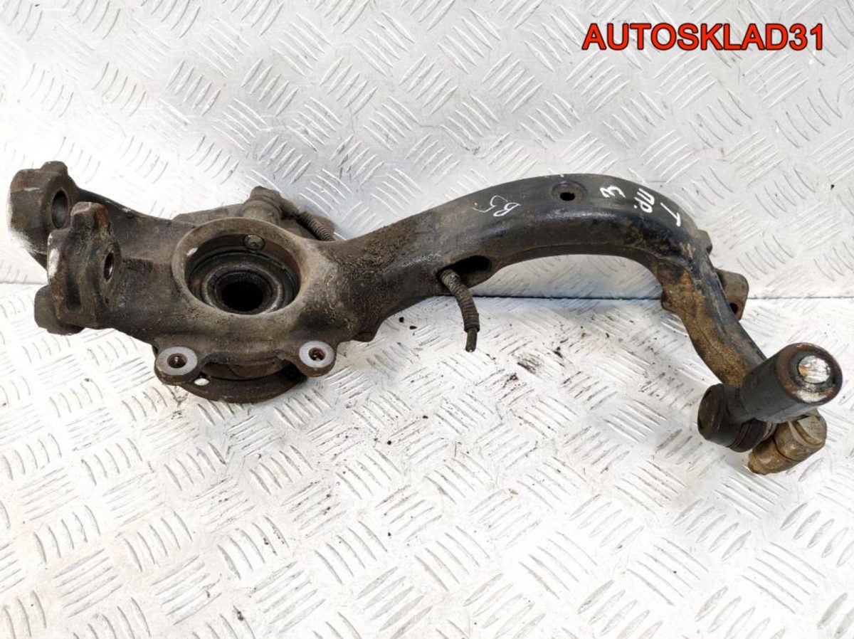 Кулак передний правый VW Passat B5 8D0407258T - АвтоСклад31.рф - авторазборка контрактные б/у запчасти в г. Белгород