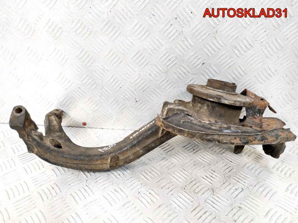 Кулак передний левый VW Passat B5 8D0407257AL - АвтоСклад31.рф - авторазборка контрактные б/у запчасти в г. Белгород