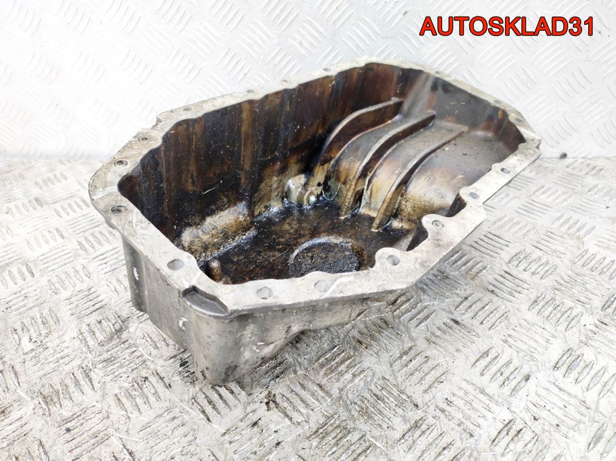 Поддон двигателя VW Golf 4 030103603P 1,4 Бензин - АвтоСклад31.рф - авторазборка контрактные б/у запчасти в г. Белгород