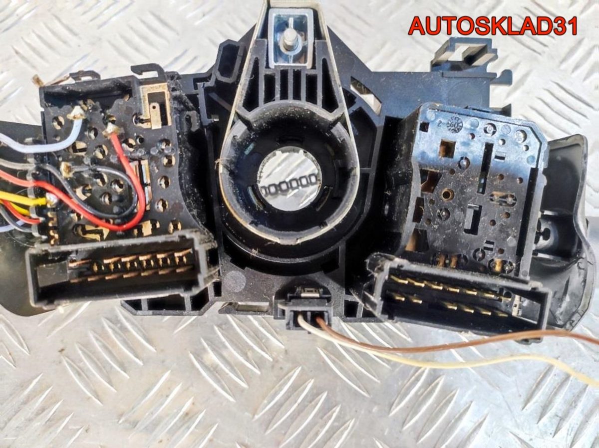 Переключатель подрулевой Renault Logan 8200792575 - АвтоСклад31.рф - авторазборка контрактные б/у запчасти в г. Белгород