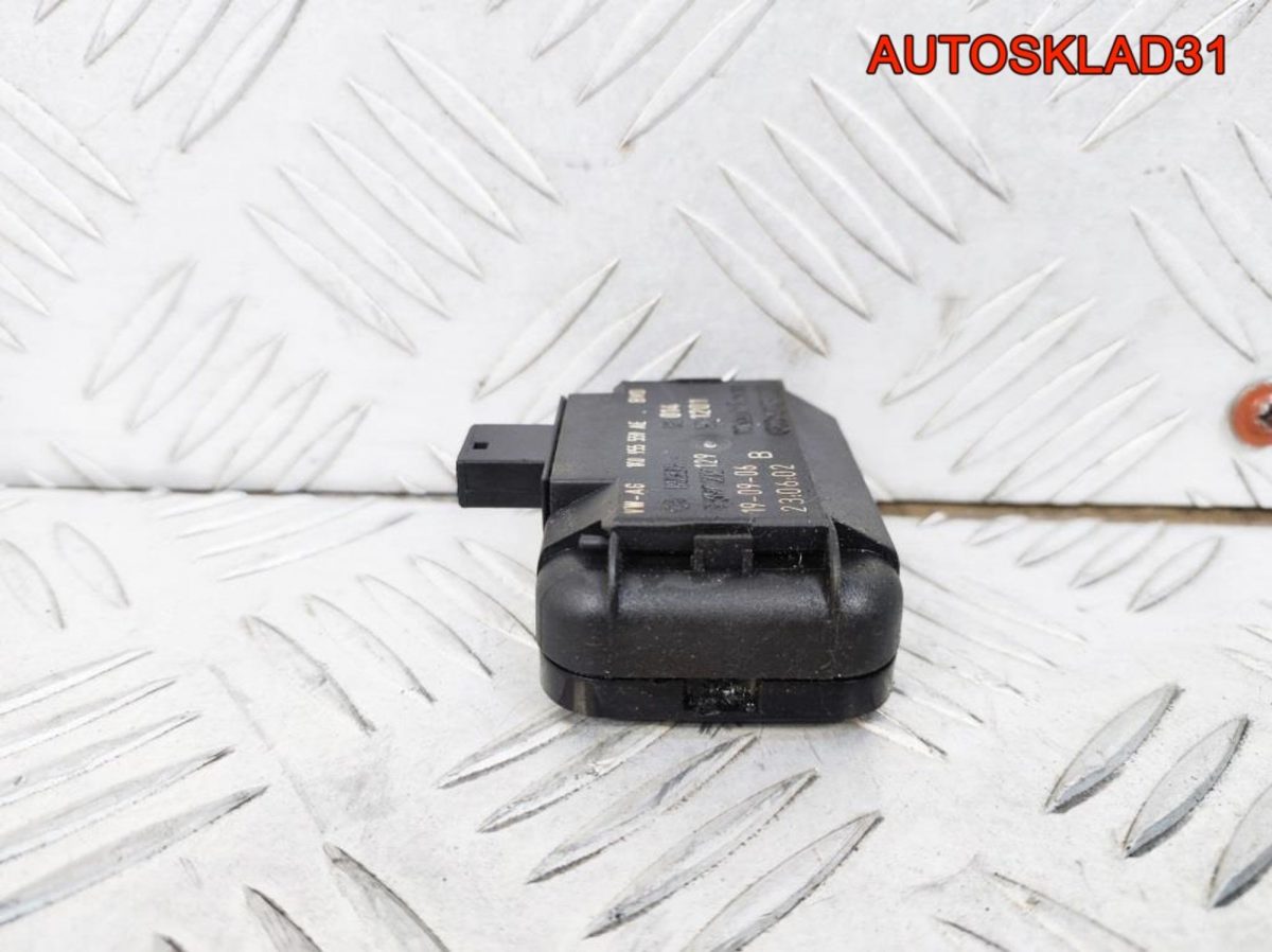 Датчик дождя Volkswagen Golf 5 1K0955559AE - АвтоСклад31.рф - авторазборка контрактные б/у запчасти в г. Белгород