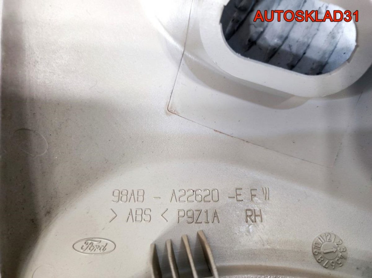 Накладка ручки двери внутри Комплект Ford Focus 1 - АвтоСклад31.рф - авторазборка контрактные б/у запчасти в г. Белгород