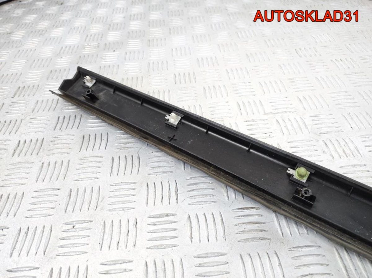 Молдинг перед правой двери VW Passat B5 3B0854940B - АвтоСклад31.рф - авторазборка контрактные б/у запчасти в г. Белгород