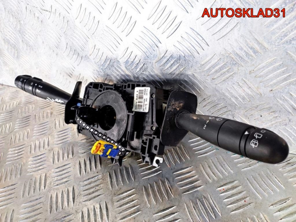 Переключатель подрулевой LADA Largus 8200792584 - АвтоСклад31.рф - авторазборка контрактные б/у запчасти в г. Белгород Переключатель подрулевой LADA Largus 8200792584 - АвтоСклад31.рф - авторазборка контрактные б/у запчасти в г. Белгород