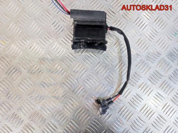 Крышка топливного бака Peugeot 208 1508G0 - АвтоСклад31.рф - авторазборка контрактные б/у запчасти в г. Белгород