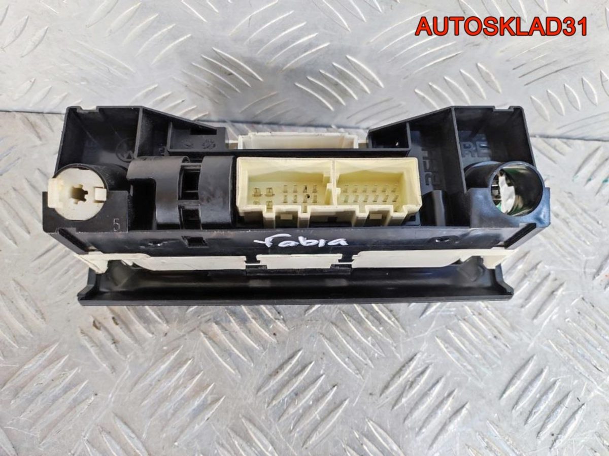 Блок управления отопителем Skoda Fabia 2 5J0920045 - АвтоСклад31.рф - авторазборка контрактные б/у запчасти в г. Белгород