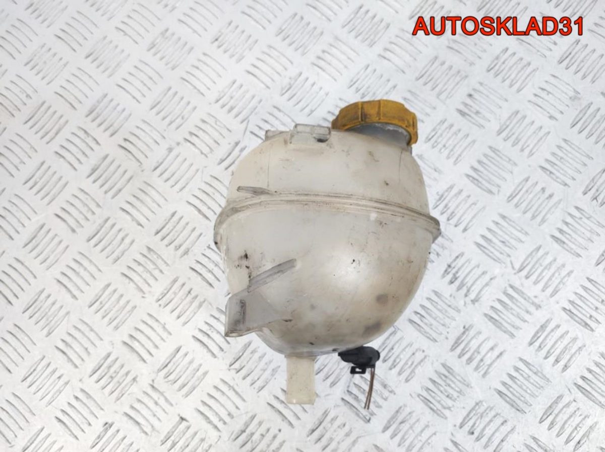 Бачок расширительный Opel Vectra C 9202200 - АвтоСклад31.рф - авторазборка контрактные б/у запчасти в г. Белгород