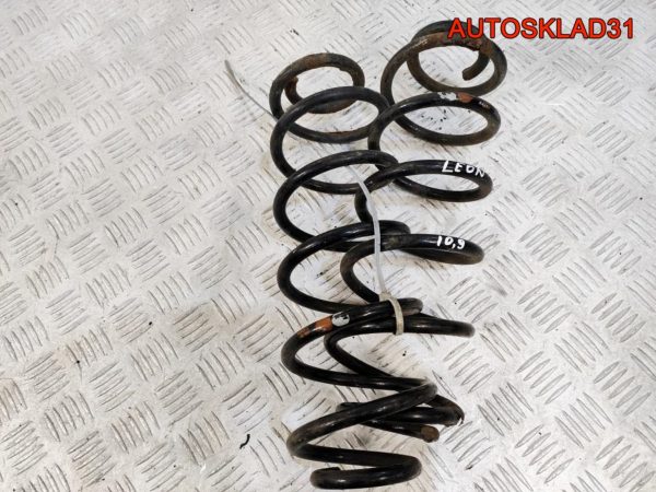 Пружина задняя комплект VW Golf 6 1K0511115GB - АвтоСклад31.рф - авторазборка контрактные б/у запчасти в г. Белгород