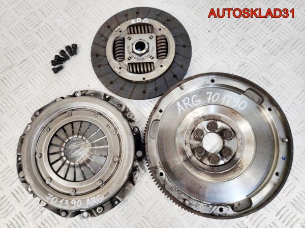 Кнопка аварийной сигнализации Nissan Qashqai J10 - АвтоСклад31.рф - авторазборка контрактные б/у запчасти в г. Белгород