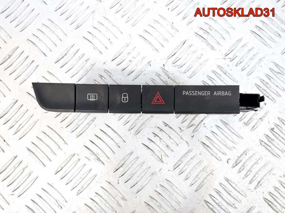 Блок кнопок Skoda Fabia 3 6V0927132A - АвтоСклад31.рф - авторазборка контрактные б/у запчасти в г. Белгород