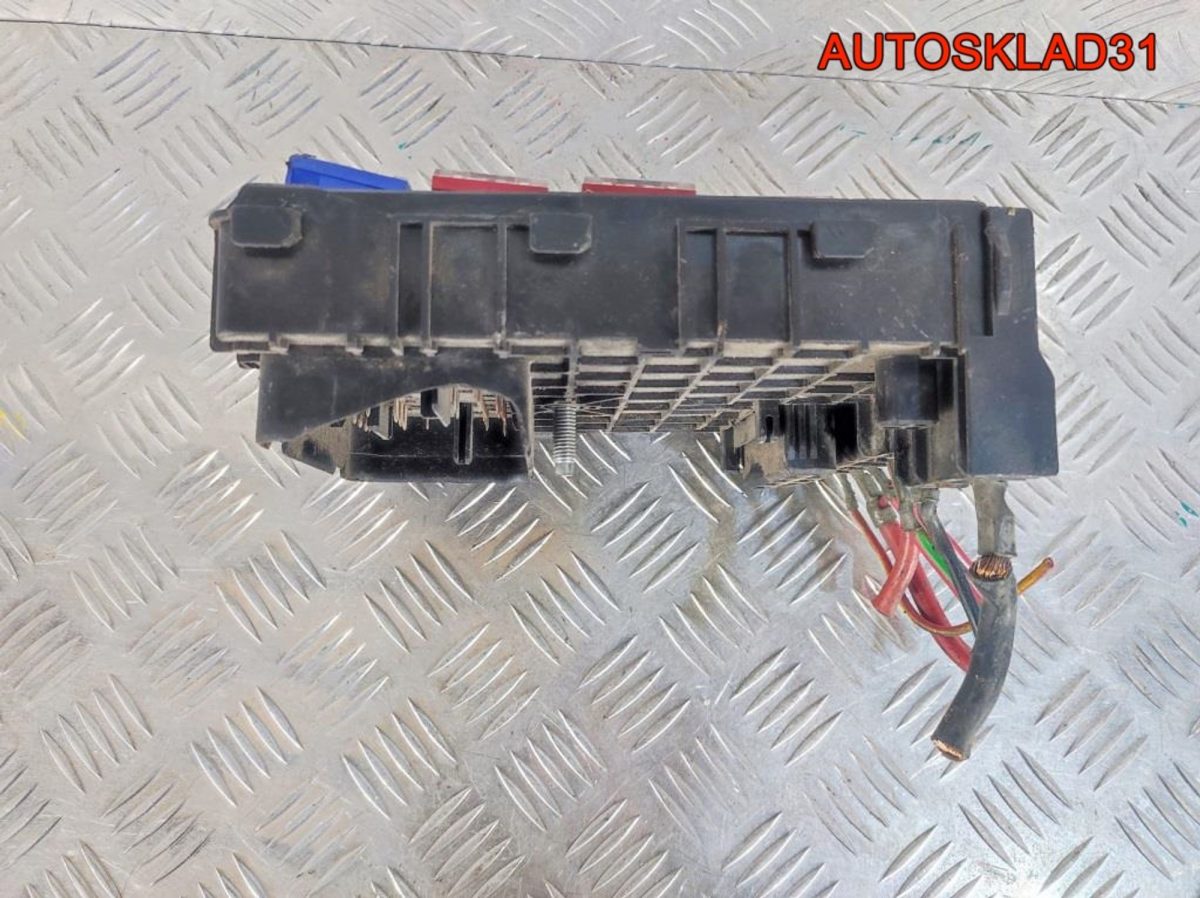 Блок предохранителей VW Passat B6 3C0937125 - АвтоСклад31.рф - авторазборка контрактные б/у запчасти в г. Белгород