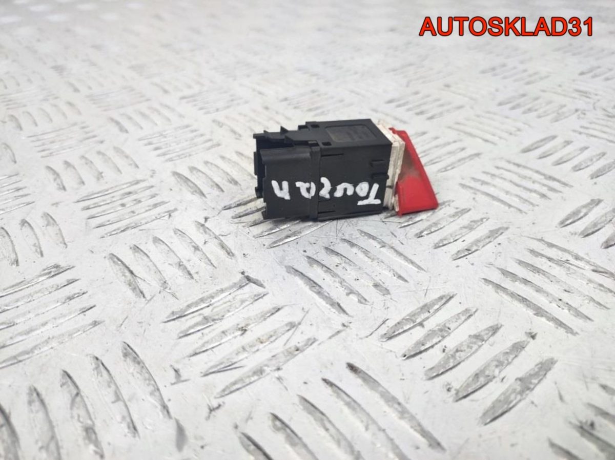 Кнопка аварийной остановки VW Caddy 3 1T0953509 - АвтоСклад31.рф - авторазборка контрактные б/у запчасти в г. Белгород