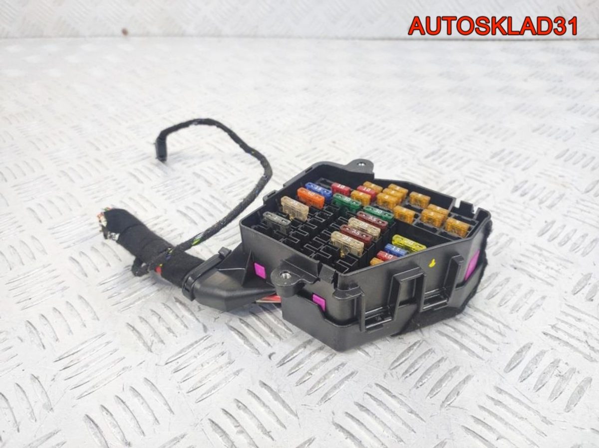 Блок предохранителей салонный Audi A8 D3 8D1941824 - АвтоСклад31.рф - авторазборка контрактные б/у запчасти в г. Белгород