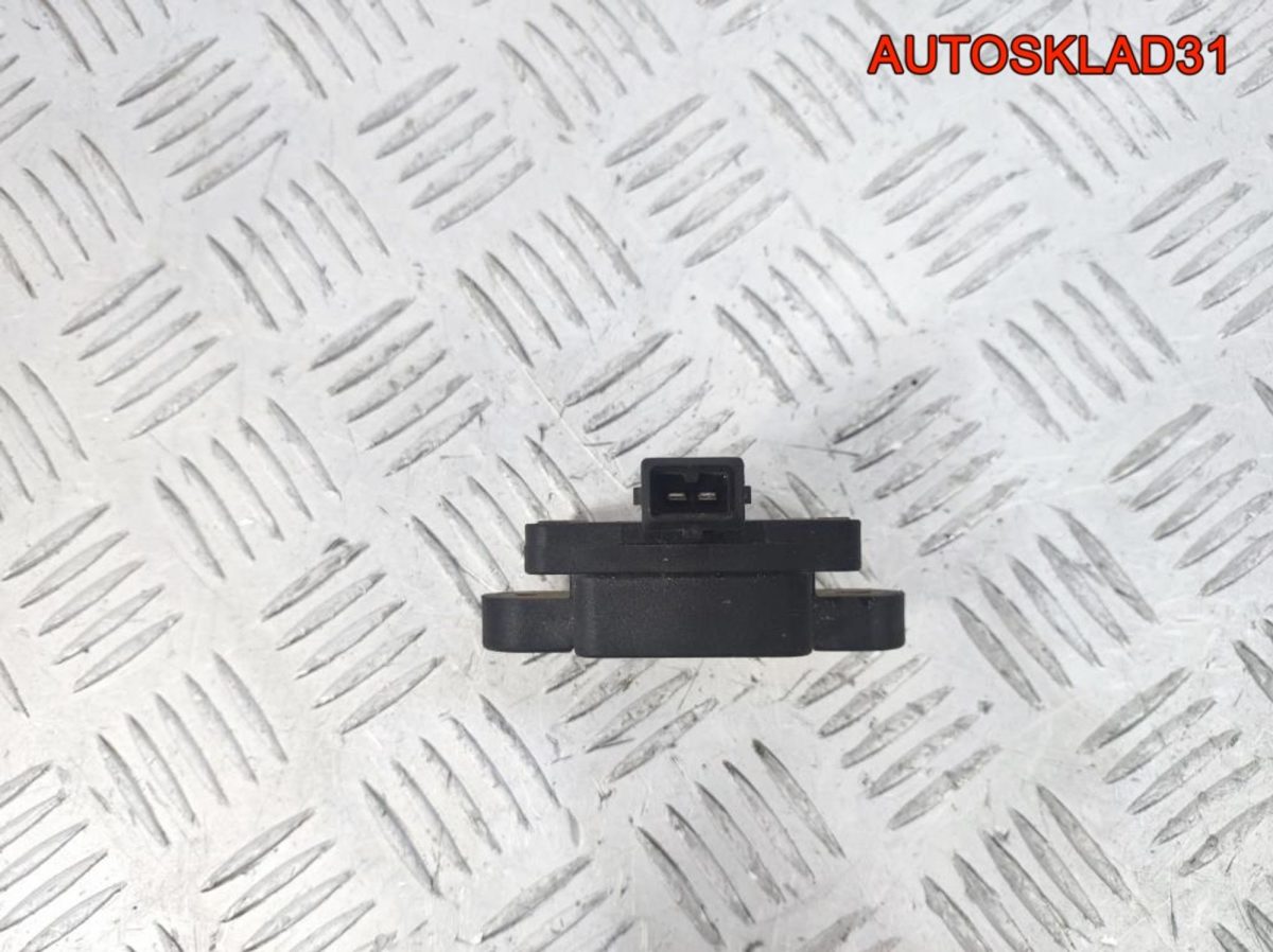 Датчик ускорения Audi 100 C4 443907388 - АвтоСклад31.рф - авторазборка контрактные б/у запчасти в г. Белгород